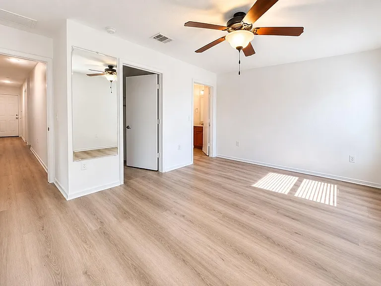 9000 Stambourne St — Photo 5