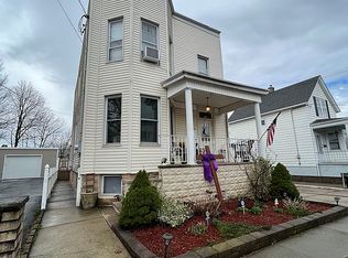 237 Maple St, Secaucus, NJ 07094