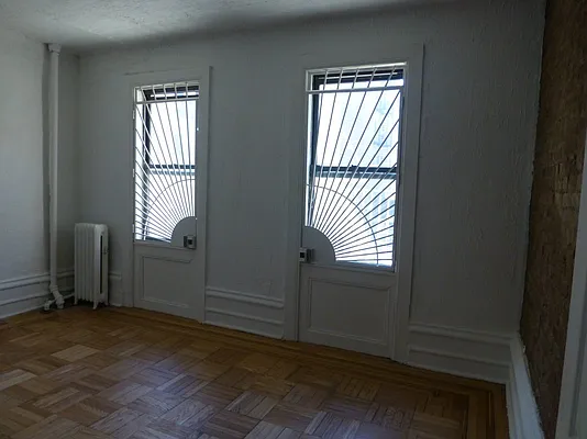 Rented by Bohemia Realty Group | media 47