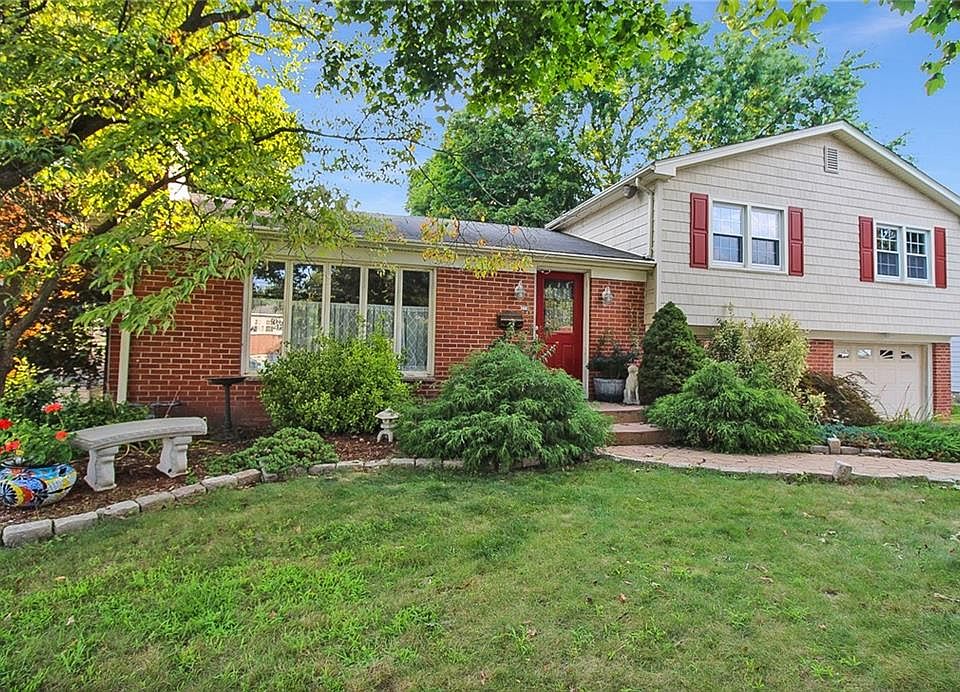 104 Dellwood Rd, Cranston, RI 02920 Zillow