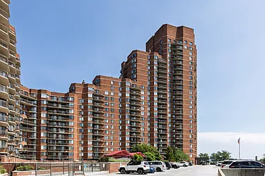 1705 Harmon Cove Tower, #1705