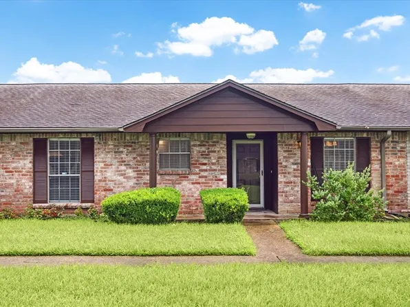 3922 Laura Leigh Drive #3922, Friendswood, TX 77546
