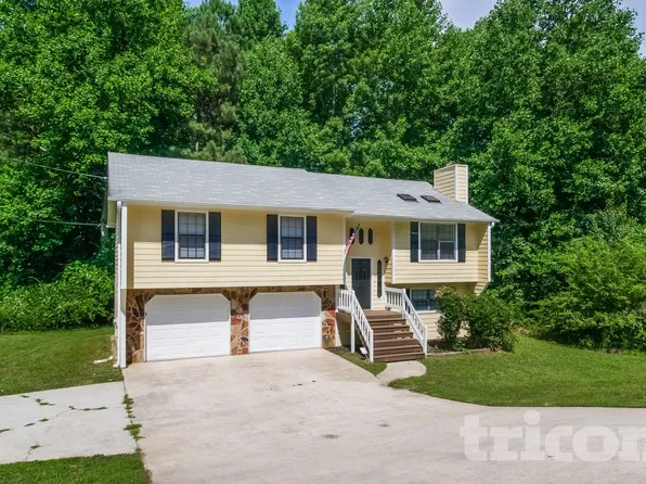 1515 Olde Oak Dr, Lithia Springs, GA 30122