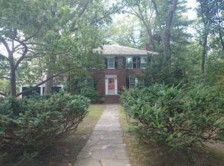 121 Rangeley Rd, Brookline, MA 02467