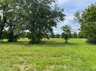 Middle Rd, Flora, MS 39071