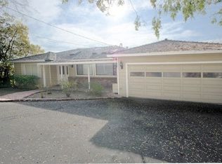 878 Knoll Dr, San Carlos, CA 94070