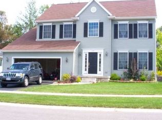 152 Foxcroft Dr, Hamburg, NY 14075