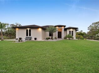 2330 6th Ave NE, Naples, FL 34120