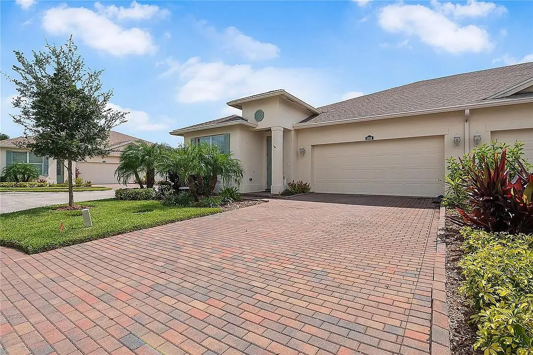 3 bed, 1708 sqft, $2,500 — Photo 2