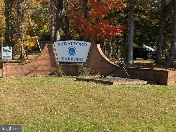 30 Arthur Thomas Ct, Montross, VA 22520