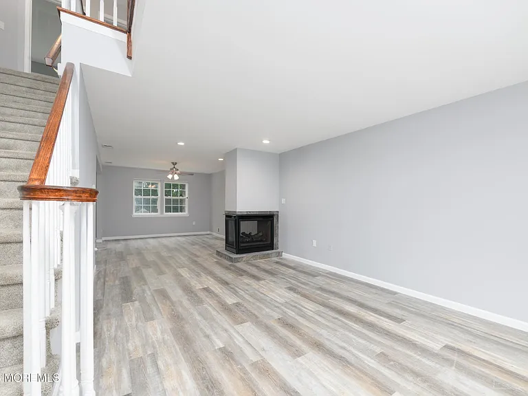 75 McKinley Dr — Photo 3