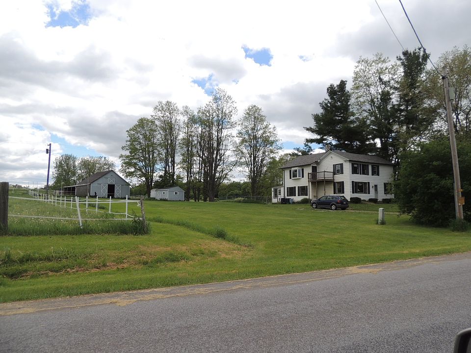 House/Barn/15.5 Acres