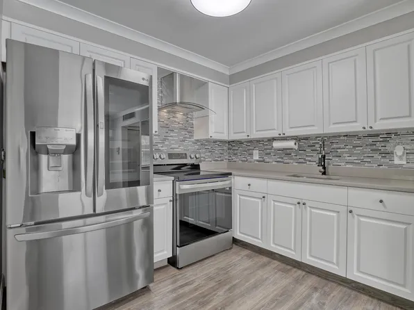 611 Saxony Park #M, Delray Beach, FL 33446