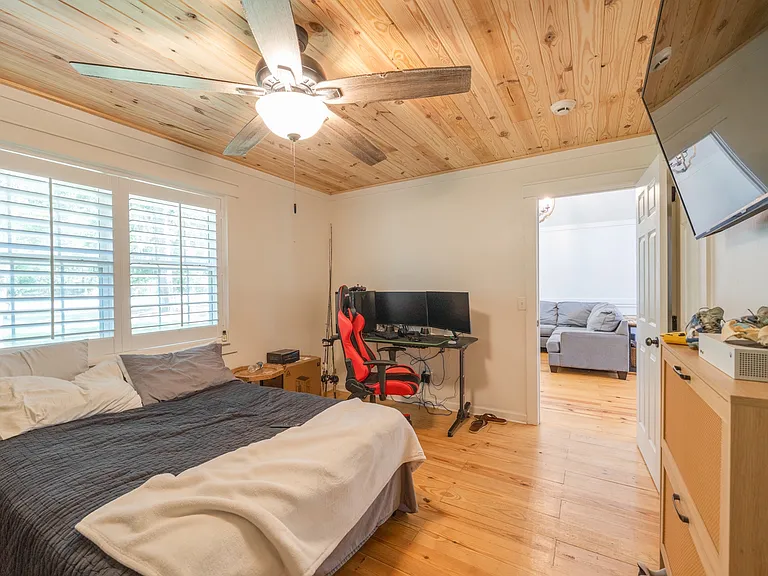 307 Doe Run Cir — Photo 130