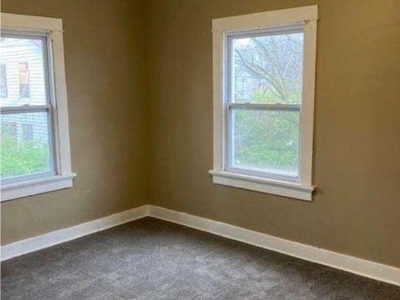 4th image of 46-48 Richmond Ave #38