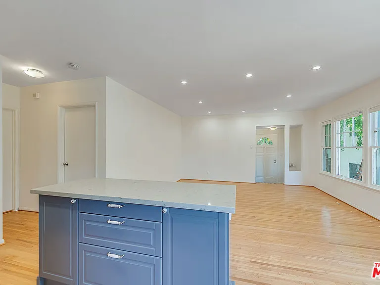 1655 Malcolm Ave #1/2 — Photo 17