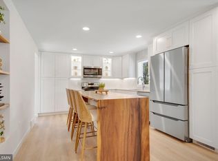 2695 Fremont Ave E, Maplewood, MN 55119