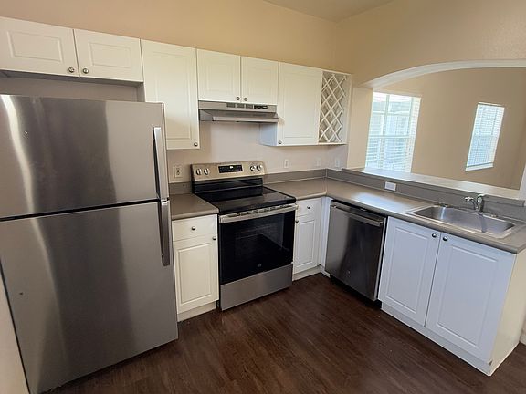 5th image of 15023 Arbor Reserve Cir APT 313