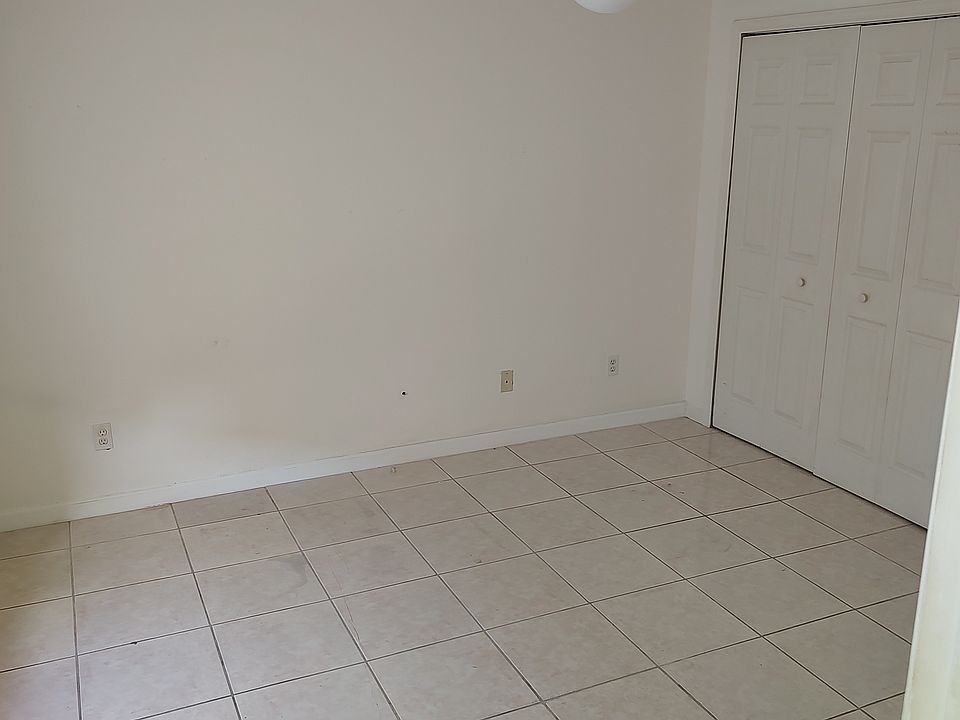 1st image of 4512 SW 7th Pl