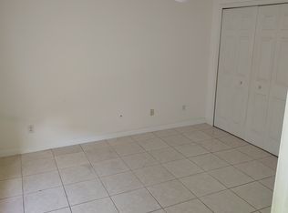 4512 SW 7th Pl, Cape Coral, FL 33914