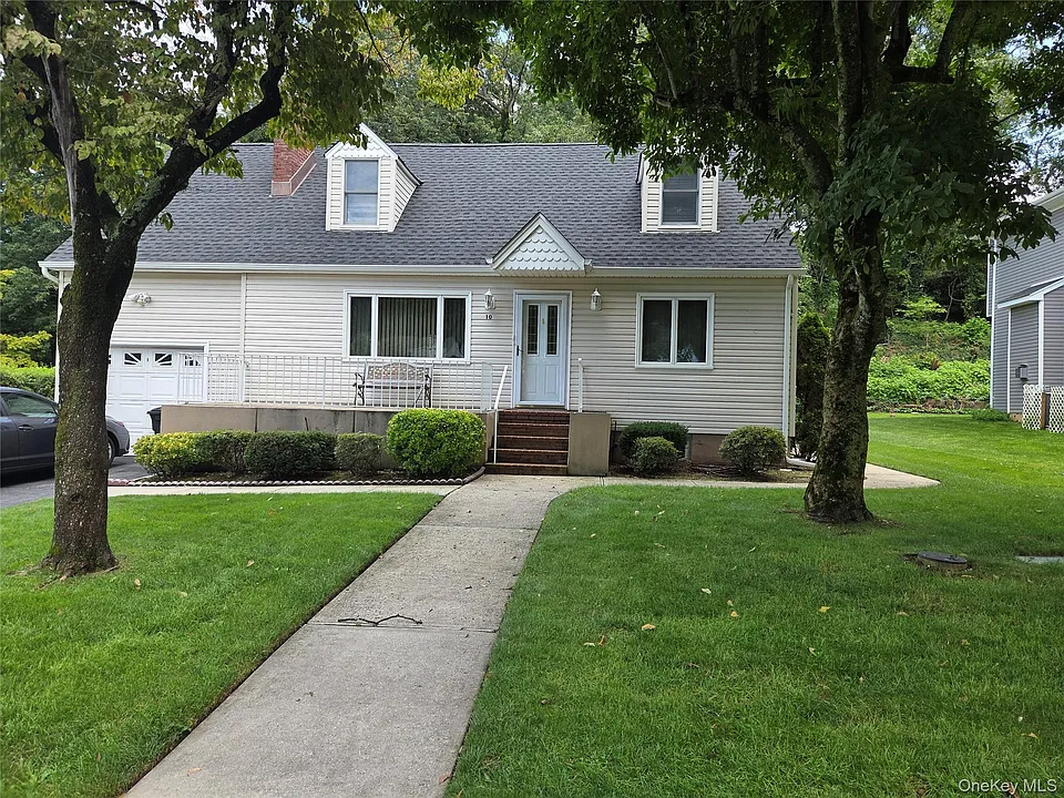 10 Irving Dr