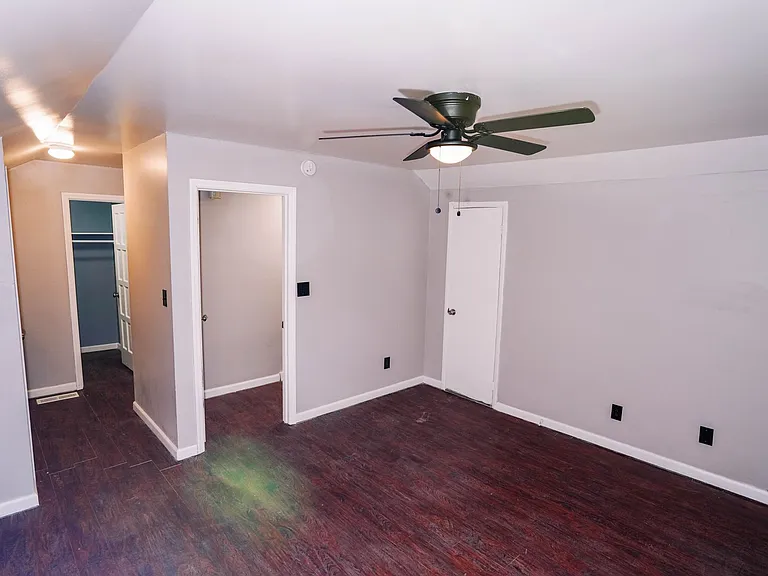 9018 Mahogany Row SE — Photo 31
