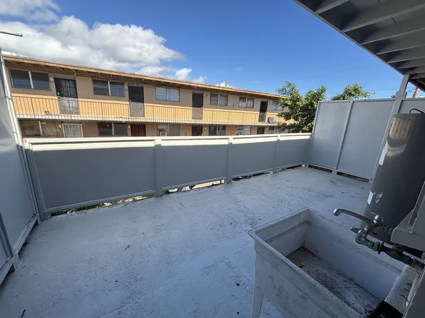 94-226 Aniani Pl, Waipahu, HI 96797