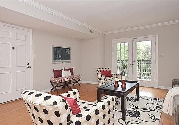 3rd image of 6632 Alamo Ave APT 1