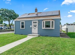 26 Park Ave, Wanaque, NJ 07420