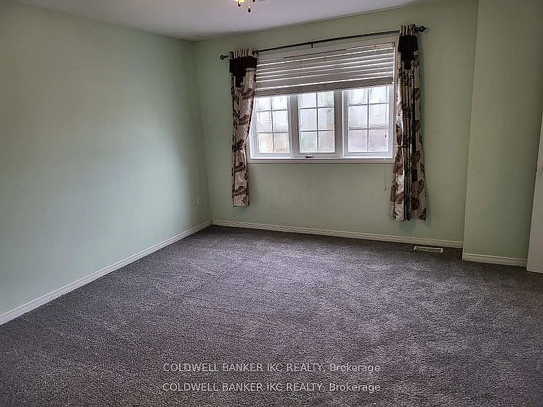 152 Prosperity Dr — Photo 12