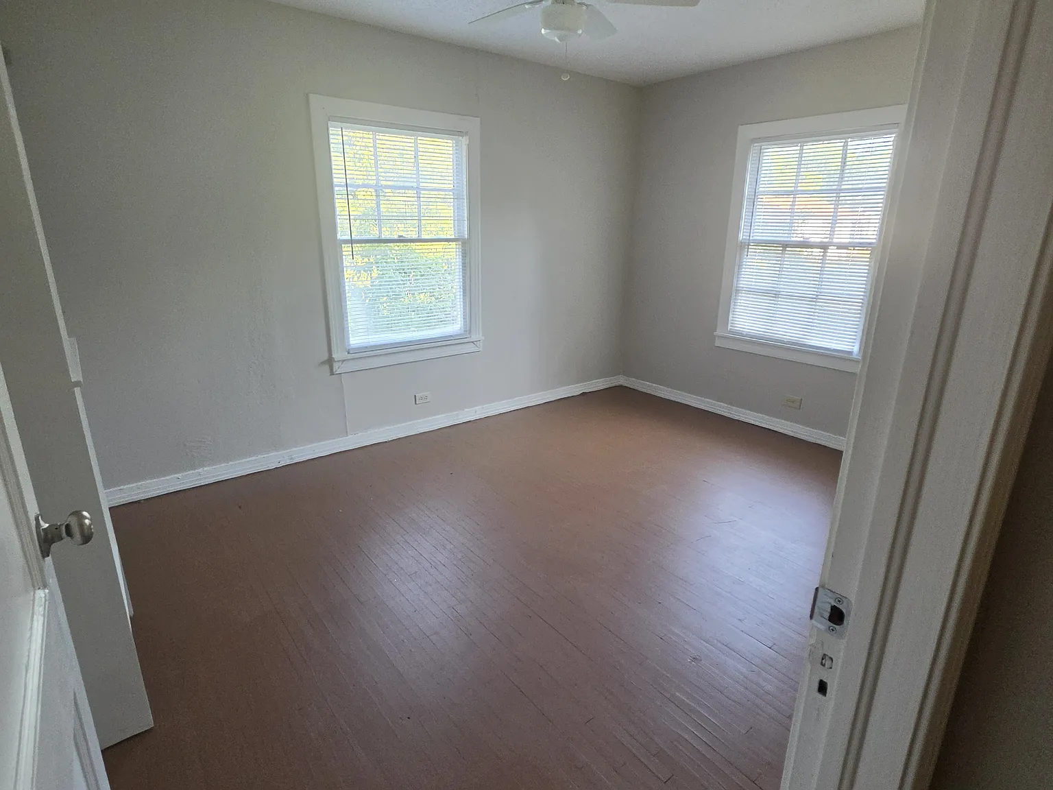 2 bed, 1404 sqft, $875 — Photo 4