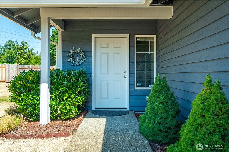 3rd image of 1430 SW 352nd Court