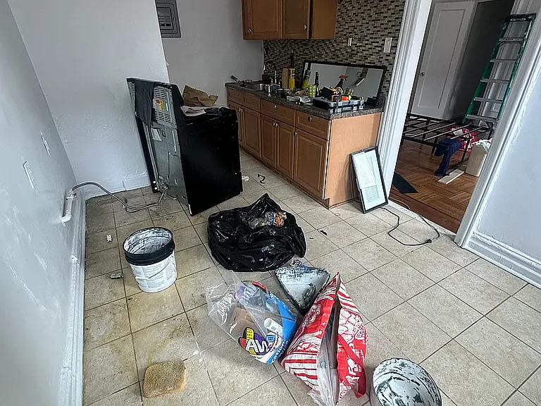 883 Franklin Ave #2C — Photo 3