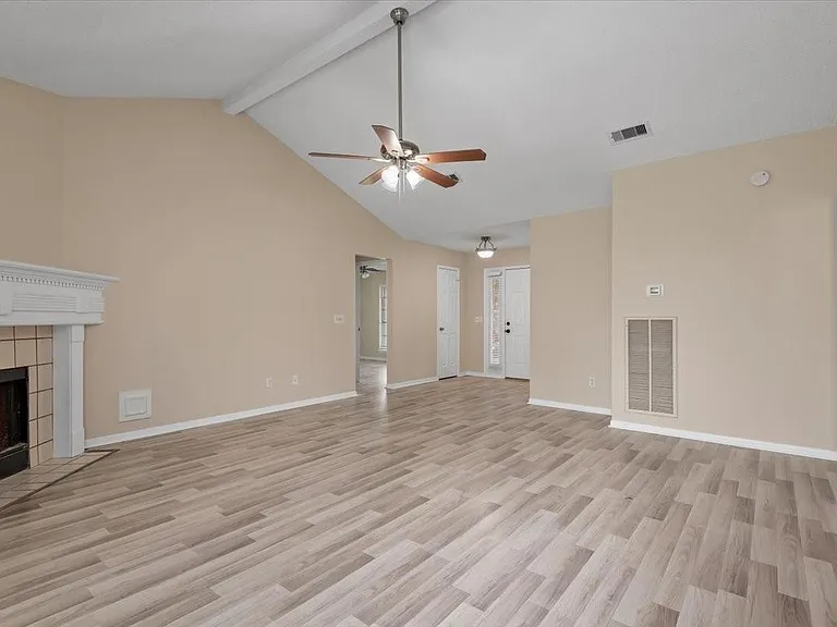 18182 Forest Cedars Dr — Photo 6