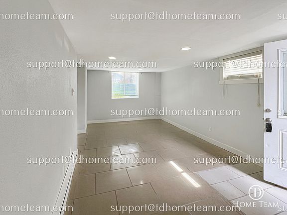 4th image of 5302 S Pine St