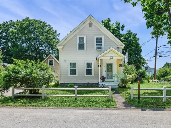 58 Front St, Holliston, MA 01746