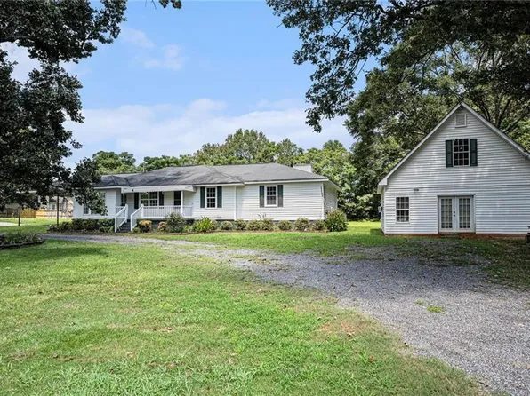 12178 Brown Bridge Rd, Covington, GA 30016