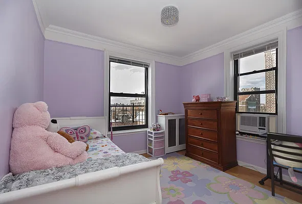 Sold by Keller Williams Realty Empire | media 9