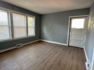 8601 S Kingston Ave #2, Chicago, IL 60617