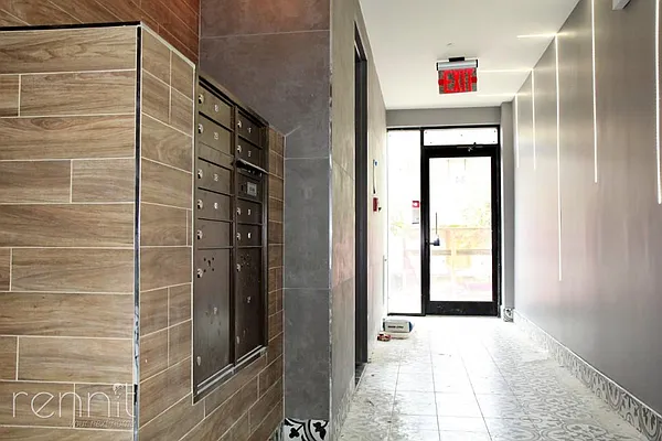 Rented by Rennit Inc. | media 50