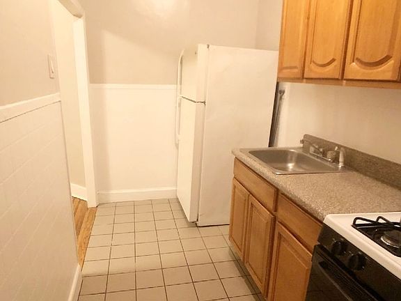 4th image of 42-02 Ditmars Blvd #F2