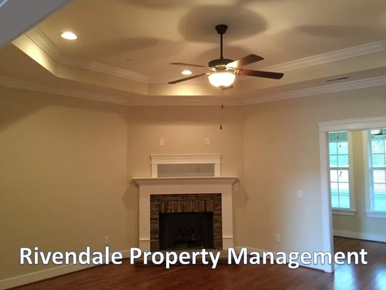 1996 Belleau Village Ln — Photo 2