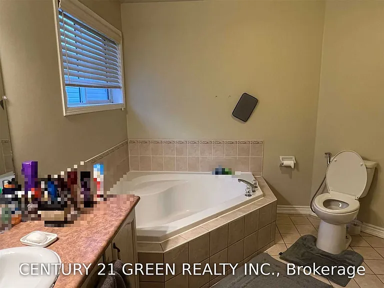 181 Manley Ln #UPPER — Photo 18
