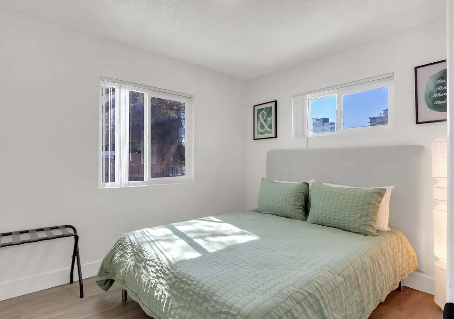 Downtown Modern Smart Home — Photo 1
