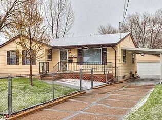 3901 E 39th Ct, Des Moines, IA 50317