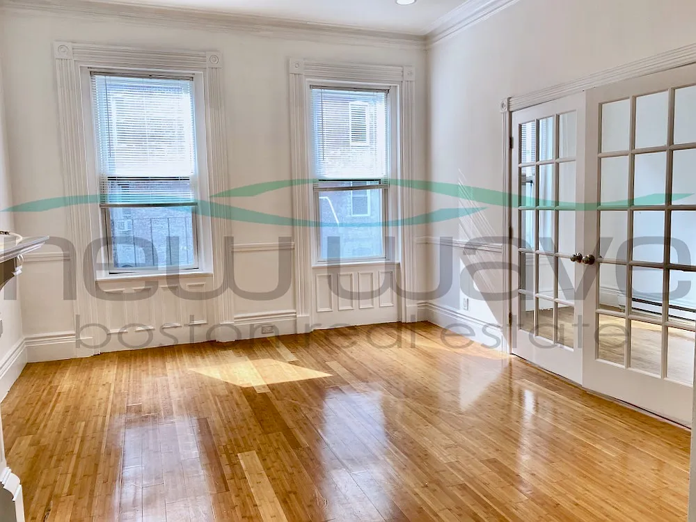 1 bed, 550 sqft, $3,100 — Photo 3
