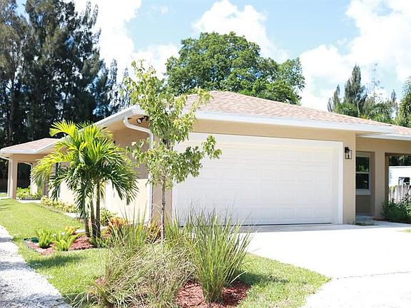 2nd image of 4400 Palm Ave