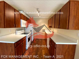 1727 NE Multnomah St APT 2, Portland, OR 97232