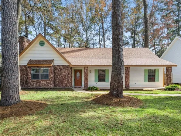307 Goldenwood St, Mandeville, LA 70448