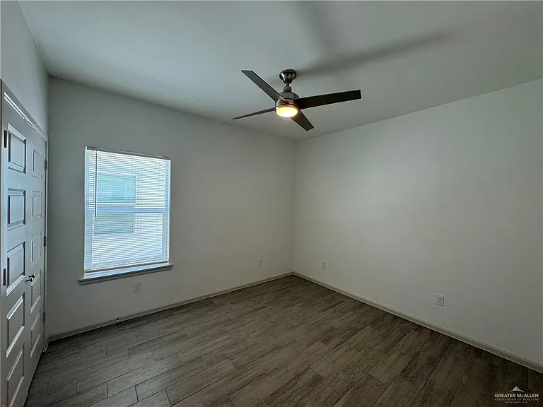 7802 N 58th St #3 — Photo 11